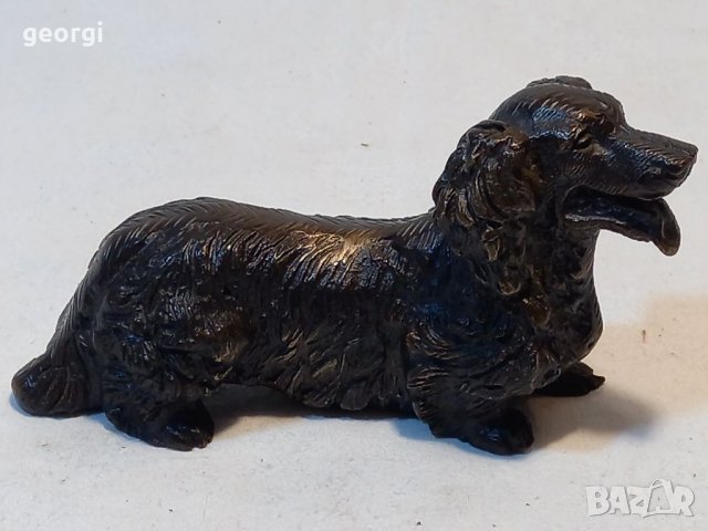 Бронзова статуетка куче 