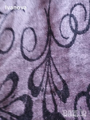 Продавам двуцветен шал от кашмир и коприна, снимка 1 - Шалове - 42765392