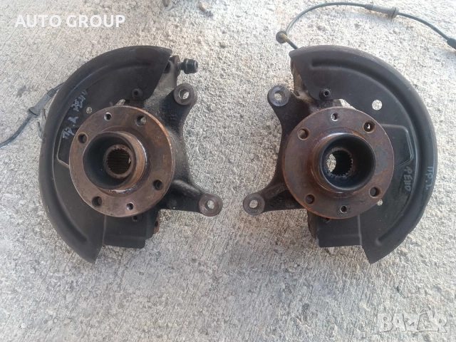 Шенкел - главина лява за Дачия Докер, Лоджи 1,5DCI