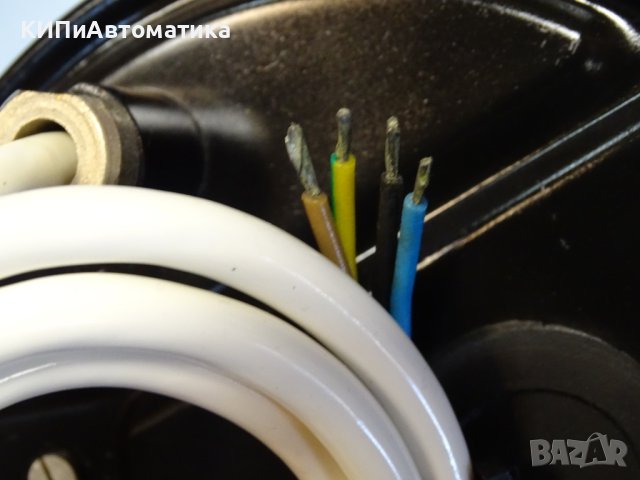 Ел. контактен манометър VEB ф160 1000Bar 220V, снимка 5 - Резервни части за машини - 42131939