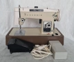 Електрическа шевна машина Łucznik Отлично състояние, снимка 1
