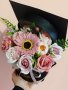 Кутия шапка със сапунени цветя за бъдещи абитуриенти или абсолвенти🎓, снимка 4