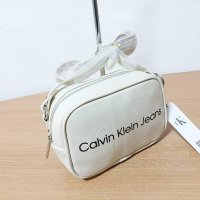 Бяла чанта Calvin Klein/SG-E73, снимка 3 - Чанти - 42902877