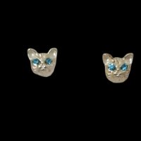 Сребърни обеци tiny cats,blue,колекция"Animals"/нови, снимка 1 - Колиета, медальони, синджири - 44450519