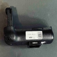 Грип за батерии CANON BG-E11, снимка 2 - Чанти, стативи, аксесоари - 38616449