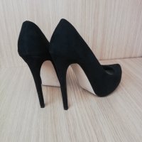 Елегантни обувки , снимка 2 - Дамски обувки на ток - 40699957