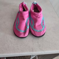 Аква обувки, снимка 1 - Детски маратонки - 42053377