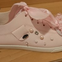 Дамски обувки, снимка 1 - Дамски ежедневни обувки - 30258421
