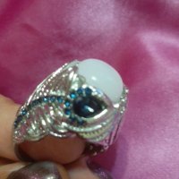 Масивен посребрен пръстен със сапфири и лунен камък, снимка 3 - Пръстени - 31630806
