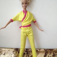 Дрехи за кукли Барби и Кен спортни, снимка 1 - Кукли - 33883193
