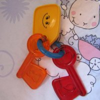 Големи детски ключове гризалки, снимка 1 - Дрънкалки и чесалки - 29701864