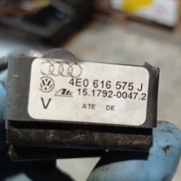 Сензор Audi A8 D3 4E0 616 575 J - 80лв, снимка 1 - Части - 39606868