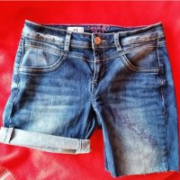 Къси дънки , снимка 1 - Къси панталони и бермуди - 37615663