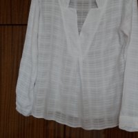 Бяла блуза с дълъг ръкав, снимка 1 - Ризи - 42674797
