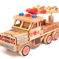 Дървен военен камион с ракети., снимка 7 - Коли, камиони, мотори, писти - 32018740