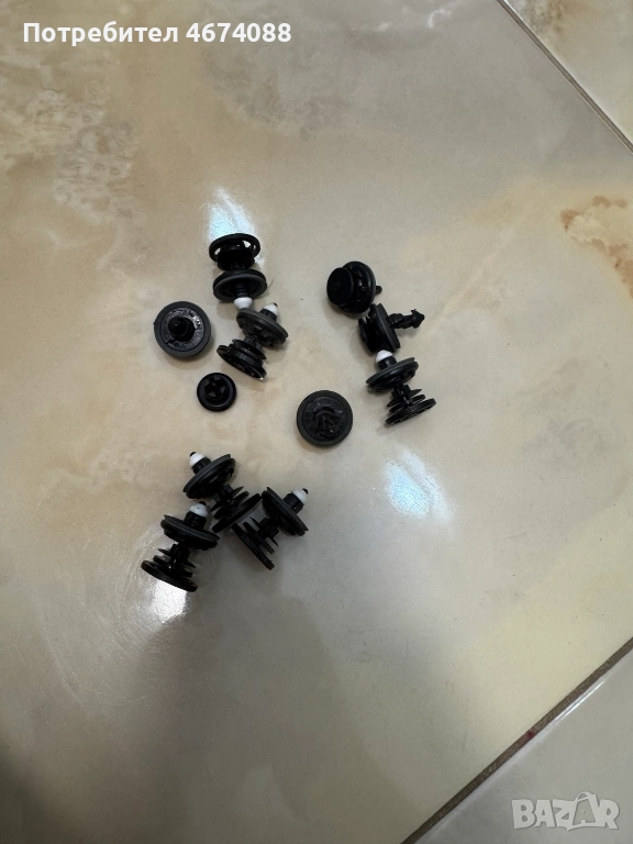 Щипки корите вратите Ваг Груп Vag Grup 1лв. броя 7L6868243 6Q0868297 6Q0868243 4H0868243, снимка 1