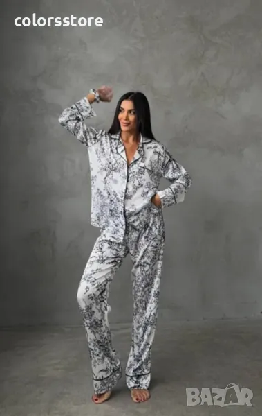 Дамска пижама Classic, снимка 1