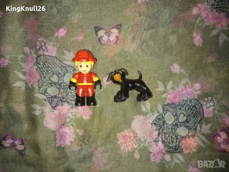 Фигурки Пожарникар и куче , снимка 1