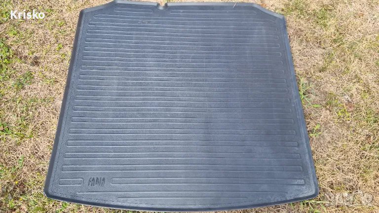 Стелка за багажника  шкода Фабия, снимка 1