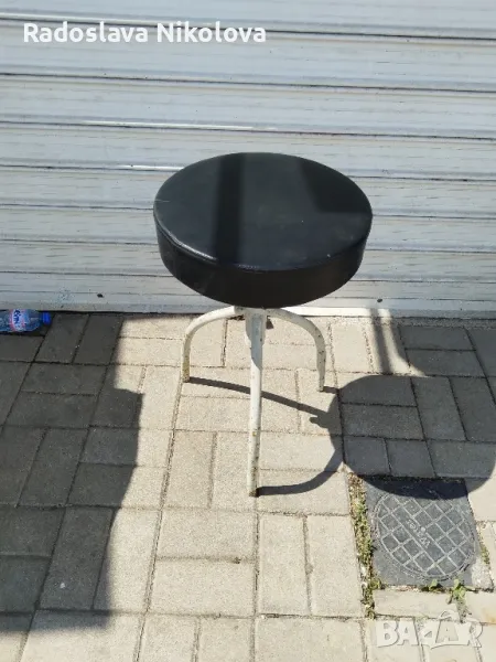 Винтов стол, снимка 1