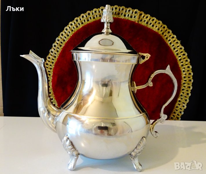 Посребрена бронзова кана,английска. , снимка 1