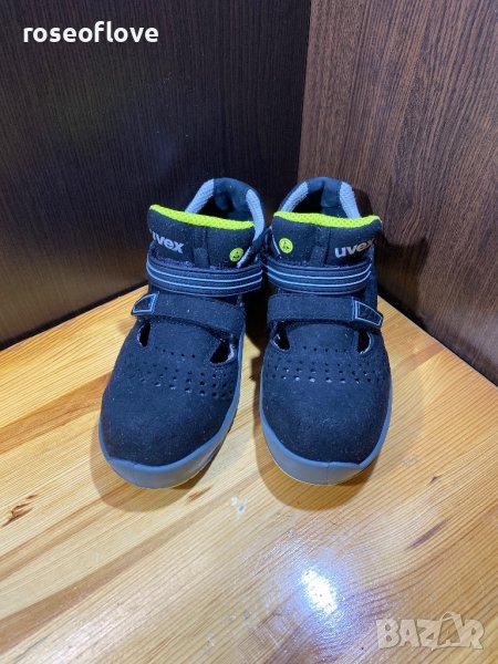 UVEX работни олекотени немски обувки ниско изрязани, предпазни обувки черно и жълто, снимка 1