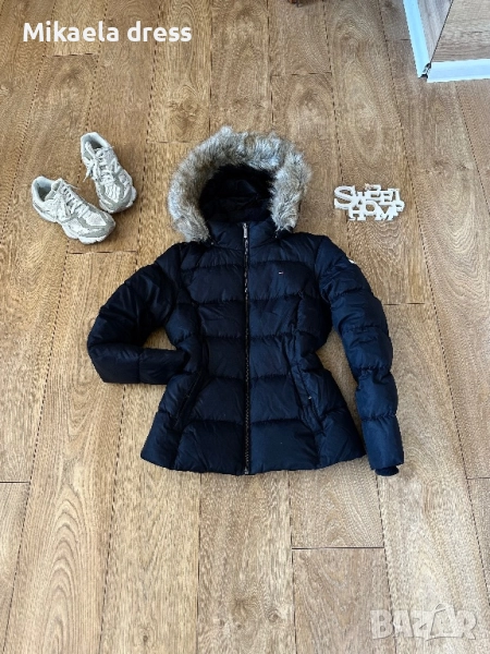 Разкошно зимно яке с пух и пера, в черен цвят, от Tommy Hilfiger.Олекотено и много топло, снимка 1