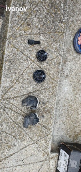 Фасунки капачки за фарове гумена за бмв е46 , снимка 1