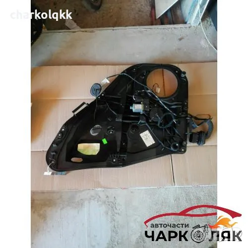 Ел машинка стъкло (стъклоповдигач) задна дясна Форд Фиеста 4вр. 10г., снимка 1