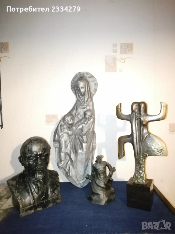 Стари статуетки метало пластики от различни автори, години и материали. , снимка 1