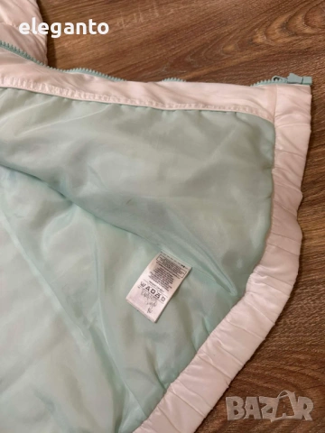 Оригинална дамска пухенка adidas Logo Printed White Puffer Jacket , XS размер , снимка 10 - Якета - 54135012