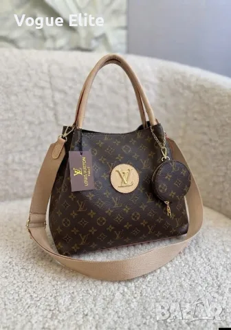 Дамска чанта Louis Vuitton с аксесоар