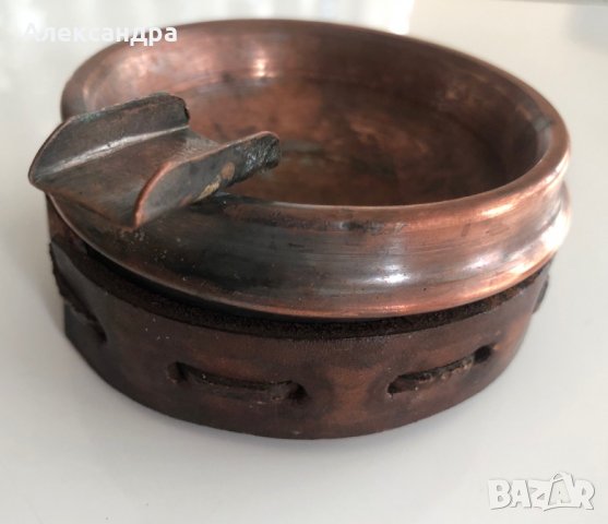 Пепелник от мед, снимка 3 - Антикварни и старинни предмети - 30119067