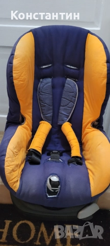 Продавам столче за кола Maxi cosi 9-18 кг 
