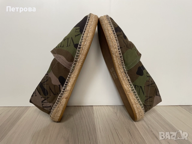 Мъжки еспадрили Valentino Garavani 42 Оригинал, снимка 5 - Мокасини - 51889572