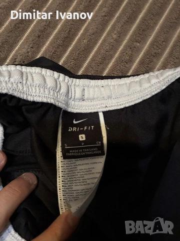 Nike мъжко долнище , снимка 2 - Спортни дрехи, екипи - 56156523