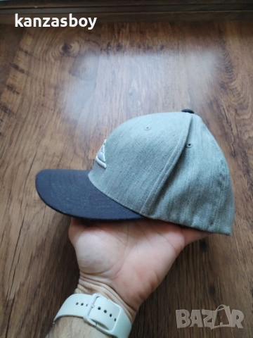 quiksilver - страхотна лятна шапка КАТО НОВА 52-55см. , снимка 4 - Шапки - 53143070