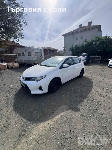Toyota Auris 1.33 vvti, снимка 2 - Автомобили и джипове - 56509824