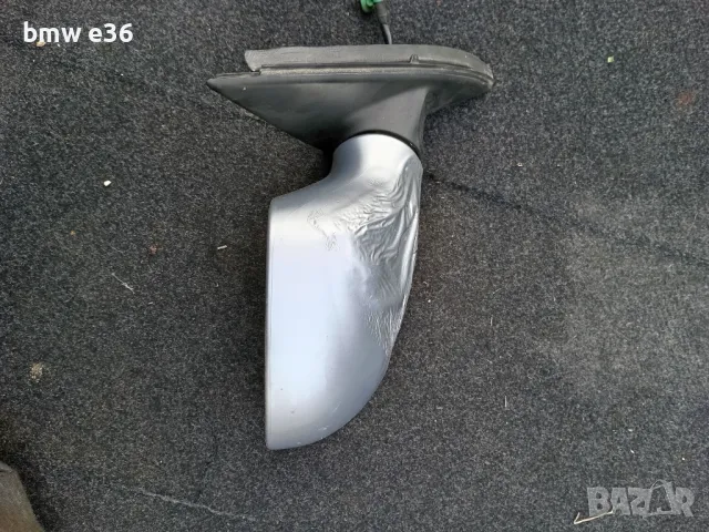 Дясно Огледало за vw passat B6 , снимка 2 - Части - 47963910