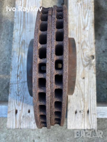 Volvo V70, Спирачни дискове , снимка 2 - Части - 42895577