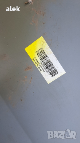 vw passat b7 десен калник чисто нов , снимка 1