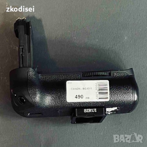 Грип за батерии CANON BG-E11, снимка 2 - Чанти, стативи, аксесоари - 38616449