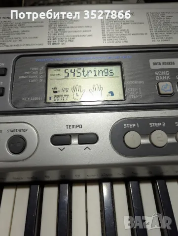 Синтезатор , йоника Casio lk-70s, снимка 2 - Други - 49337490