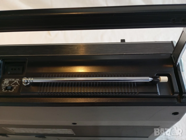 Радиокасетофон Aiwa TPR 950 E boombox, снимка 10 - Радиокасетофони, транзистори - 52668701