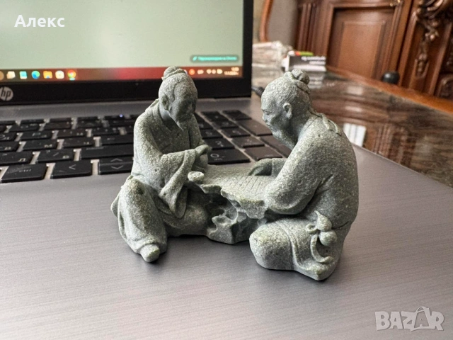 Малка дзен фигура, от каменна смола– 7см, снимка 2 - Антикварни и старинни предмети - 53063265