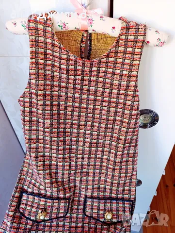 Рокля от блестящо букле на Зара, снимка 9 - Рокли - 49098397