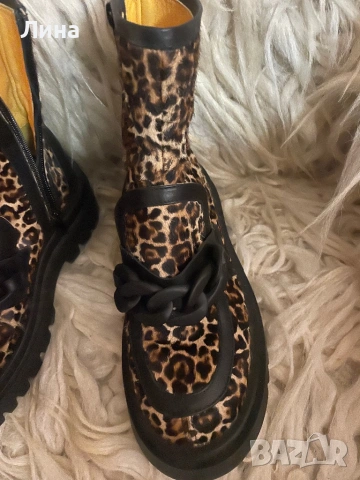 Страхотни обувки ,маратонки,боти