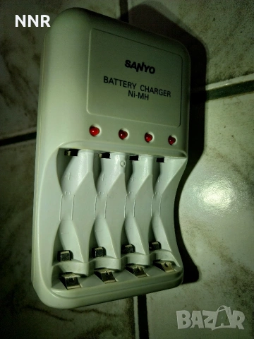 Зарядно за батерии AA, aaa - Sanyo 