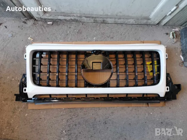 решетка за Mercedes G-class W464 бяла с черни ленти, снимка 2 - Аксесоари и консумативи - 48841037