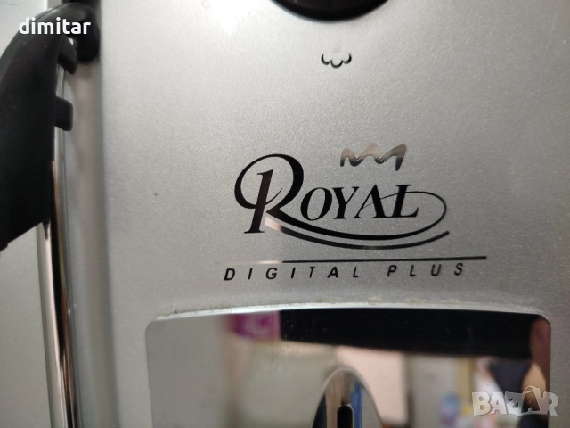 Кафе машина SAECO ROYALDIGITAL PLUS - 17,217 кафета 🍵🍵, снимка 5 - Кафемашини - 52275083